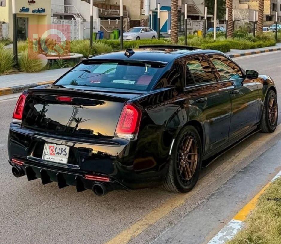 كرايسلر 300